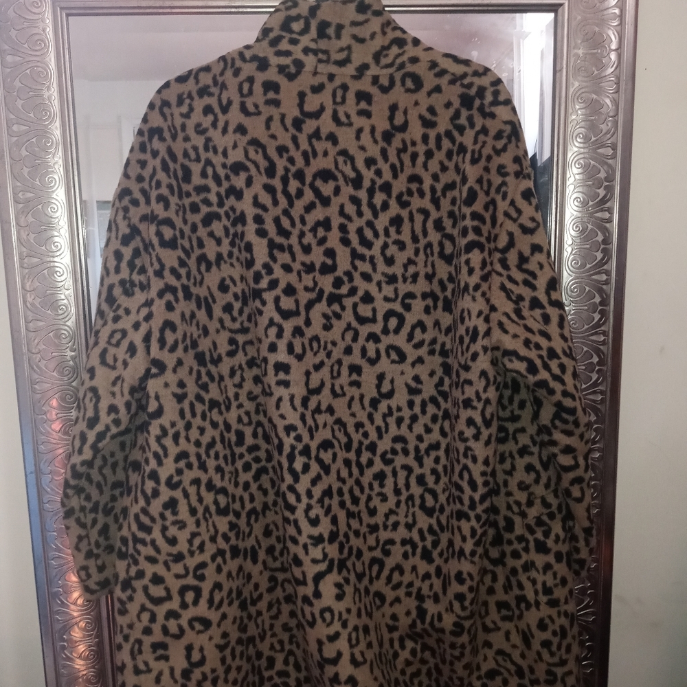 Cougar print faux fur coat - Picture 6 of 6